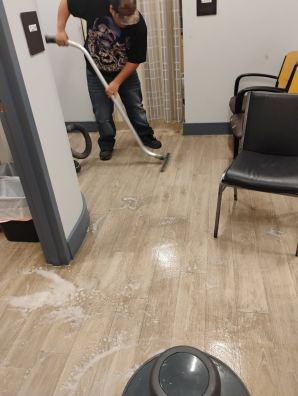 Floor Cleaning in Alief, TX (2)