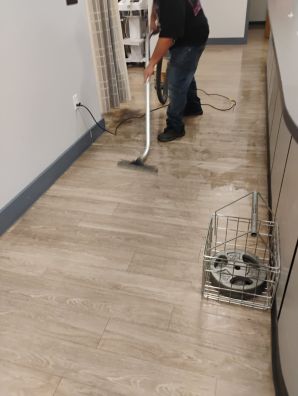 Floor Cleaning in Alief, TX (4)