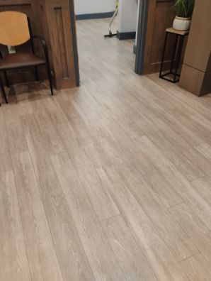 Floor Cleaning in Alief, TX (6)
